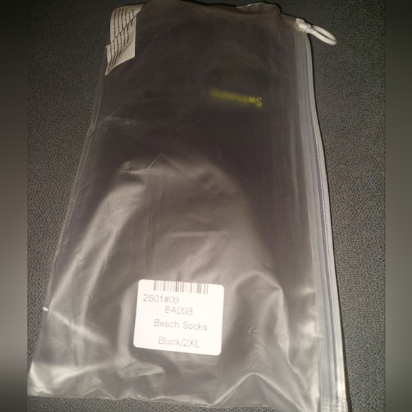 Unisex Beach Socks - Picture 6 of 6